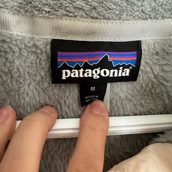 Patagonia sweater - Picture 3 of 3